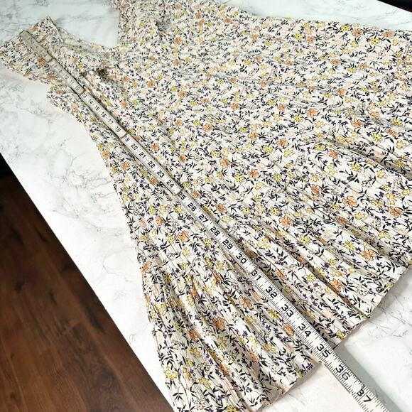 Minkpink Surrey Ditsy Floral Mini Dress Women's Size Medium NEW V neck ruffle - Picture 12 of 13